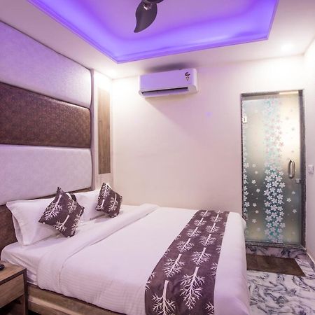 Hotel Harsha International Нью-Делі Екстер'єр фото
