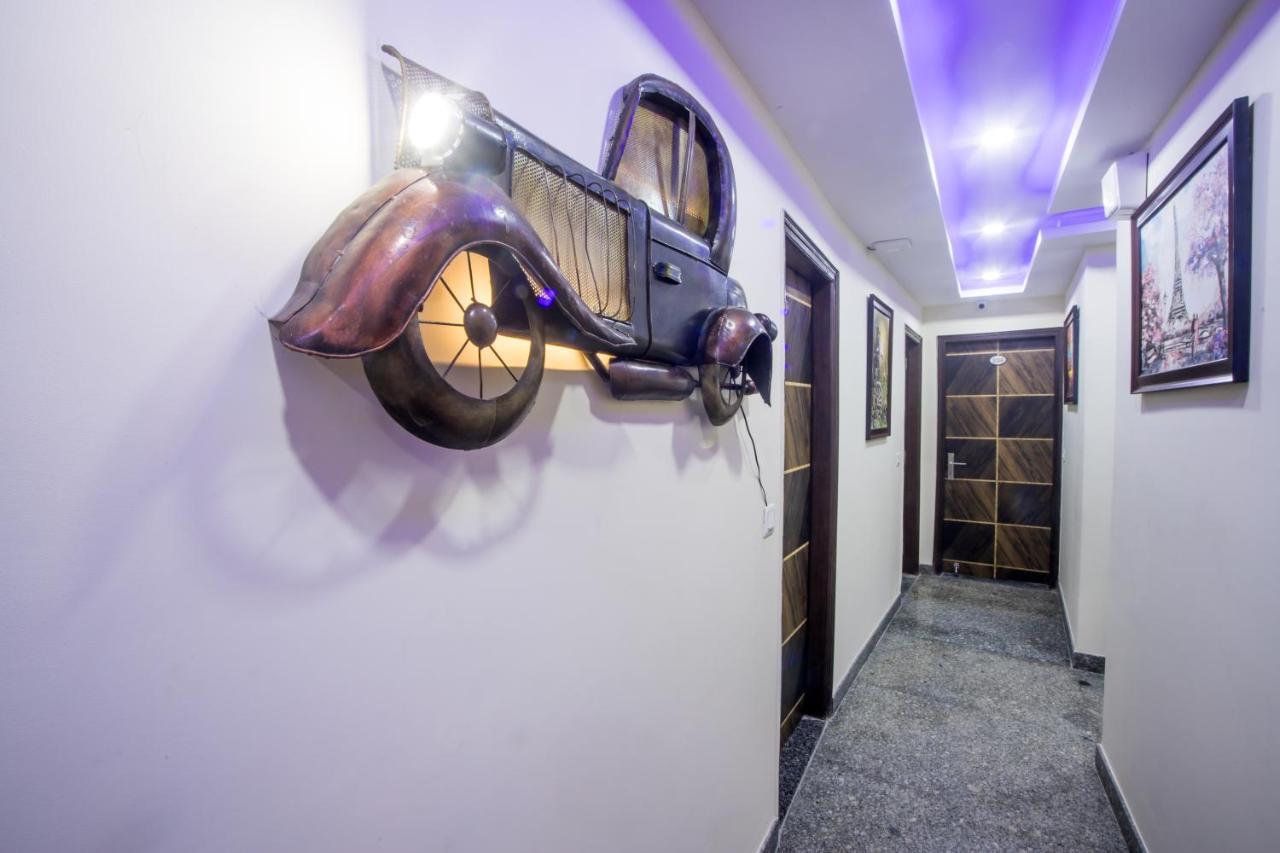 Hotel Harsha International Нью-Делі Екстер'єр фото