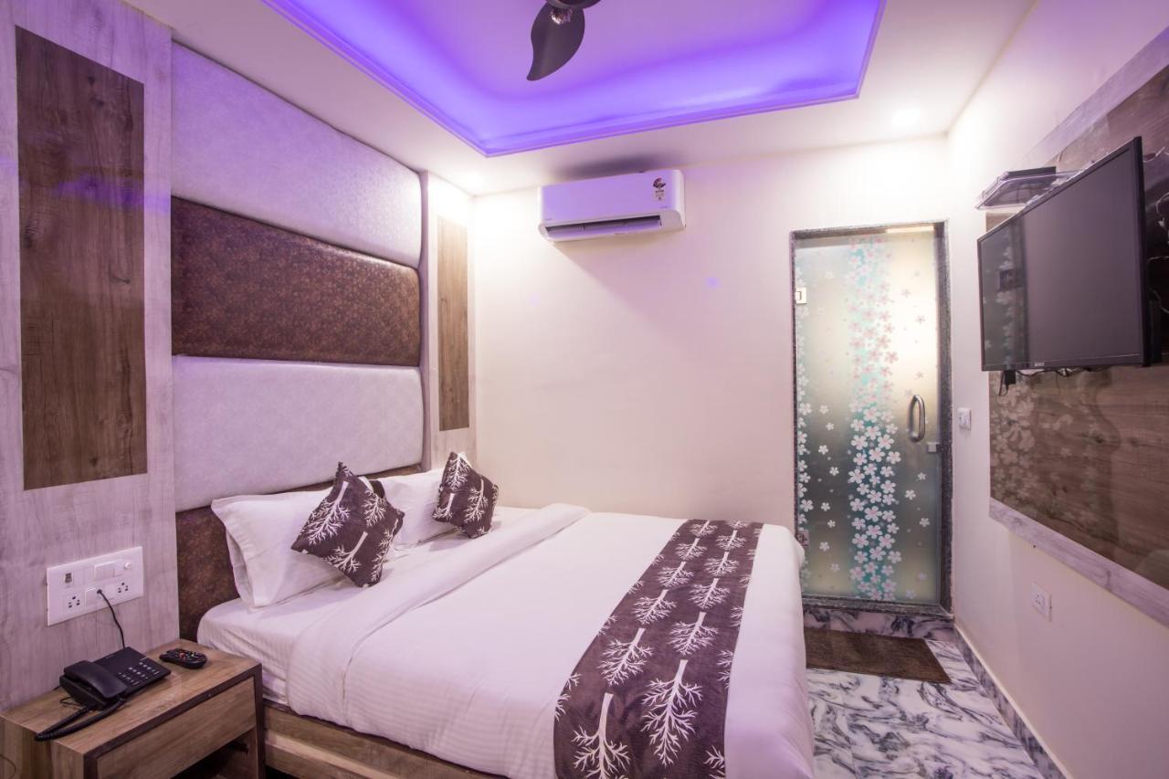 Hotel Harsha International Нью-Делі Екстер'єр фото