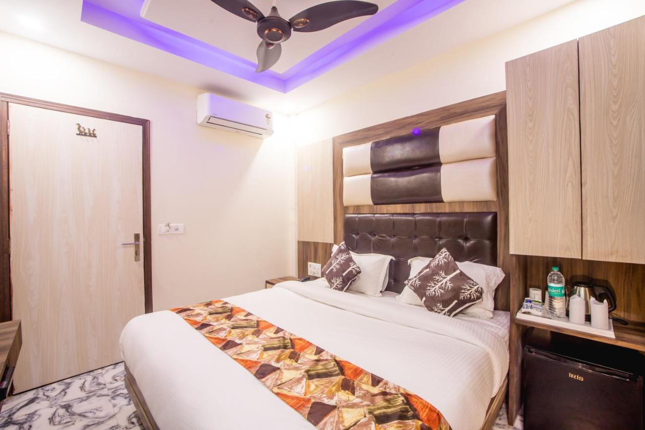Hotel Harsha International Нью-Делі Екстер'єр фото