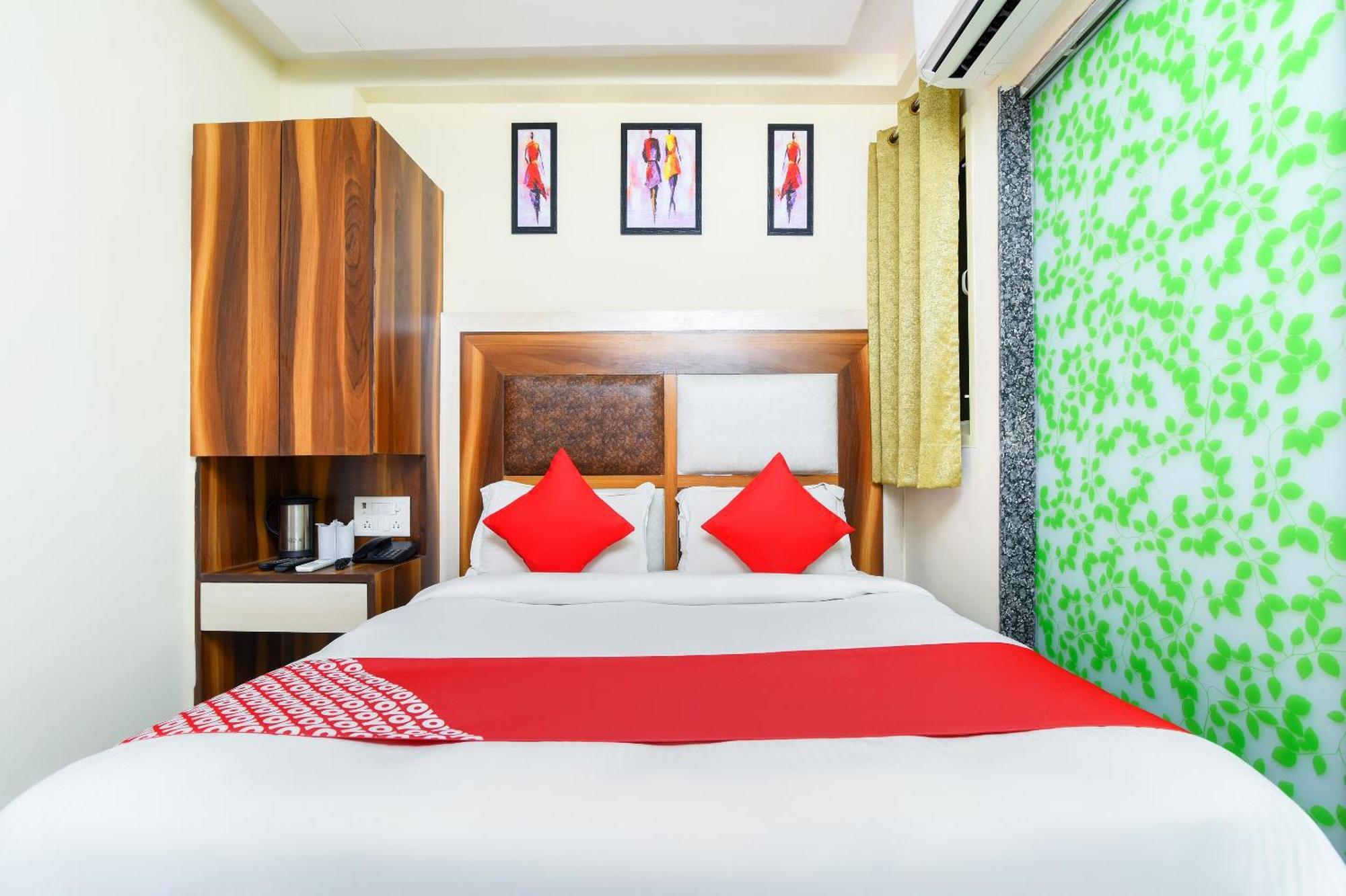 Hotel Harsha International Нью-Делі Екстер'єр фото