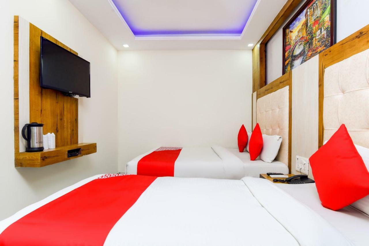 Hotel Harsha International Нью-Делі Екстер'єр фото